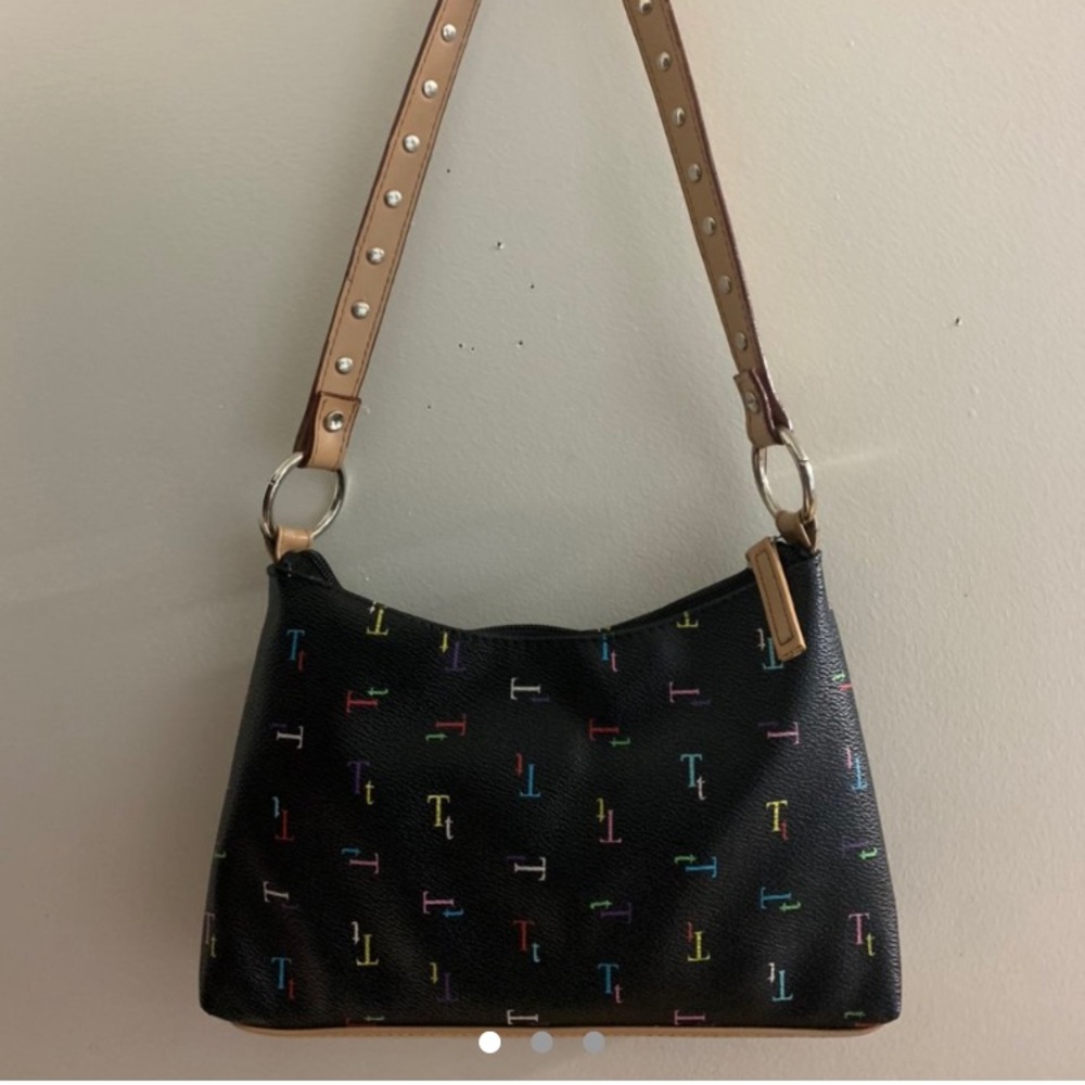“t” shoulder bag.